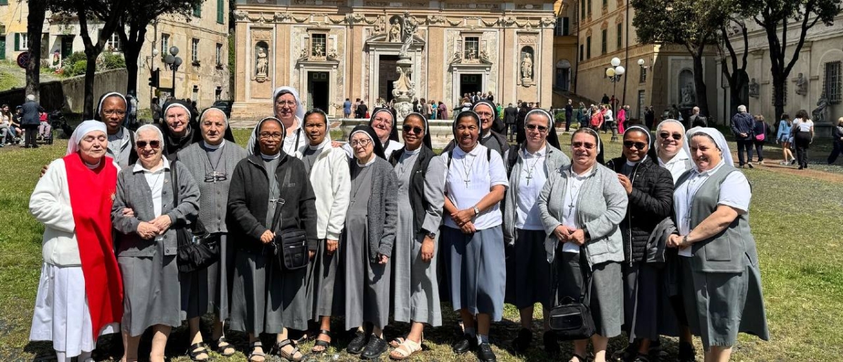 &quot;Madri nella Carità: Costruire relazioni nuove tra fraternità e spirito di servizio&quot;